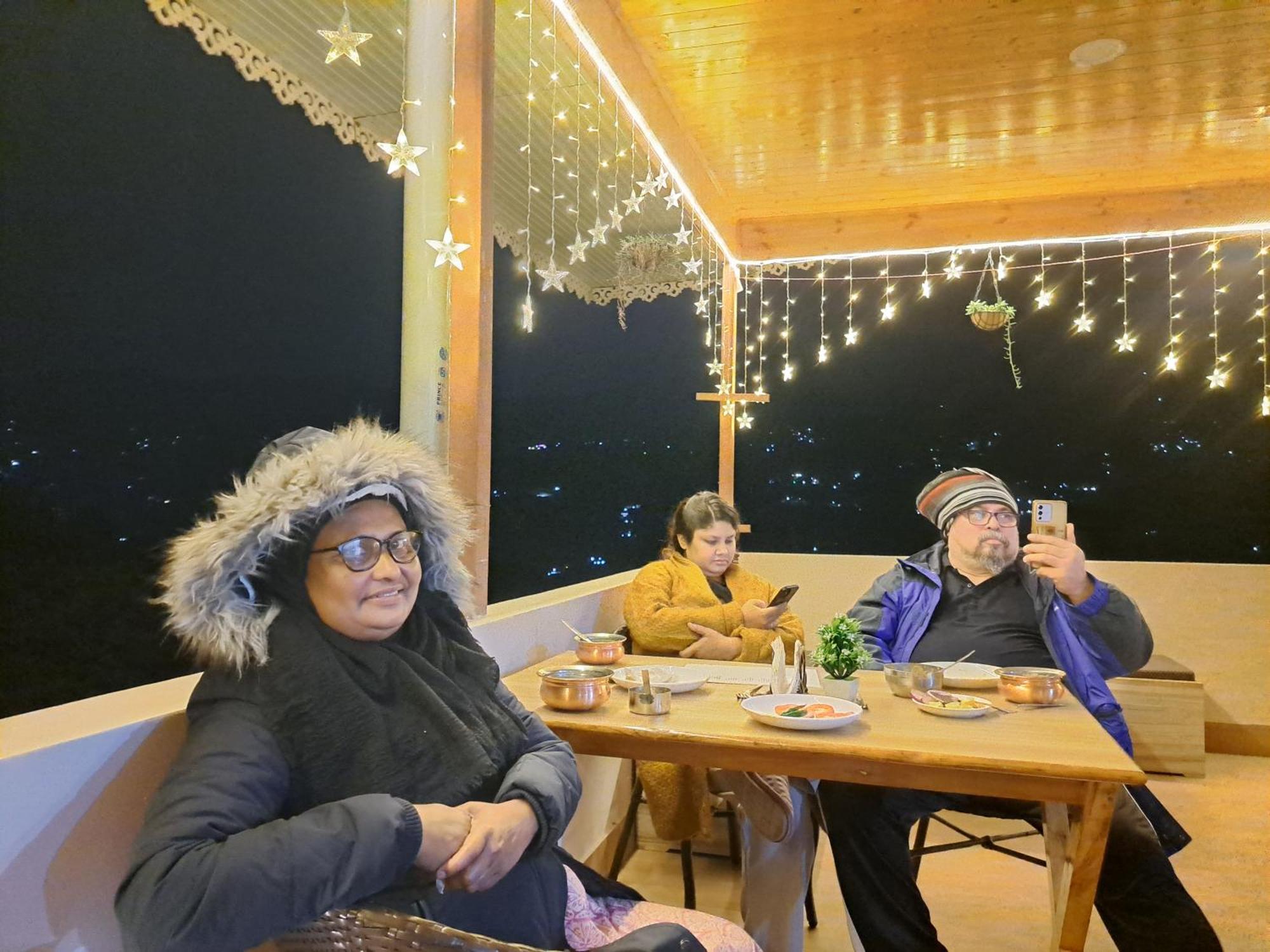 Snow White Retreat Hotel And Restaurant Gangtok Dış mekan fotoğraf